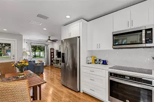 3026 51st St S, Gulfport, FL 33707 - Photo 4