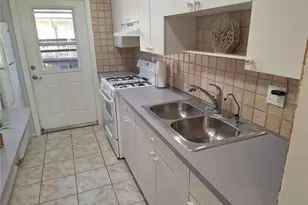 5969 Terrace Park Dr Dr N, Saint Petersburg, FL 33709 - Photo 8