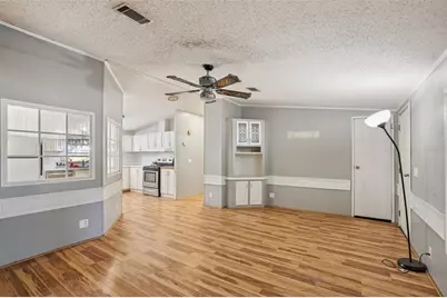 10706 Magnolia Drive, Thonotosassa, FL 33592 - Photo 8