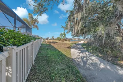12928 Twin Bridges Drive, Riverview, FL 33579 - Photo 46