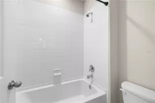 9853 Shoreline Vw Wy, Wesley Chapel, FL 33545 - Photo 48