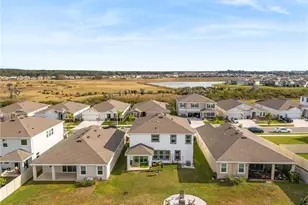 9853 Shoreline Vw Wy, Wesley Chapel, FL 33545 - Photo 70