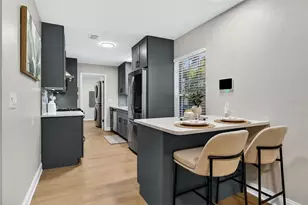 1489 77th Ave N, Saint Petersburg, FL 33702 - Photo 18