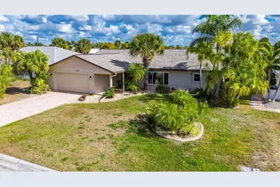 6307 Cottonwood Lane, Apollo Beach, FL 33572 - Photo 1