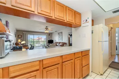2700 Magdalina Drive #2B, Punta Gorda, FL 33950 - Photo 12