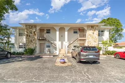 2700 Magdalina Drive #2B, Punta Gorda, FL 33950 - Photo 2