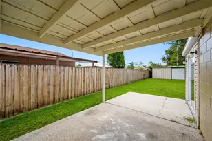 1411 Thistledown Dr, Brandon, FL 33510 - Photo 26