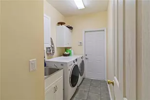 8950 Aberdeen Creek Cir, Riverview, FL 33569 - Photo 32