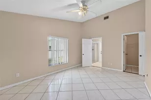 4517 Oak River Cir, Valrico, FL 33596 - Photo 58