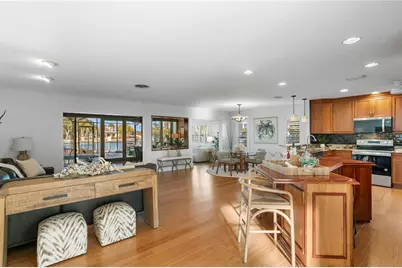 253 Hermosita Drive, Saint Pete Beach, FL 33706 - Photo 6