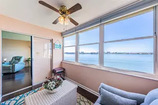 4750 Cove Cir, Saint Petersburg, FL 33708 - Photo 22