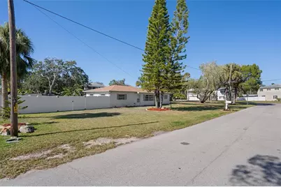 7205 Morningstar Lane, New Port Richey, FL 34652 - Photo 12