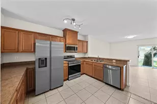 5814 Nature Terrace Cove, Tampa, FL 33617 - Photo 10