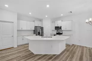 4027 Westwood Fields Loop, Plant City, FL 33565 - Photo 6