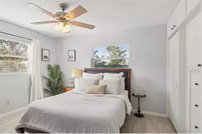 1945 59th Street N, Saint Petersburg, FL 33710 - Photo 14
