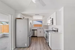 11967 106th Ct, Largo, FL 33778 - Photo 10