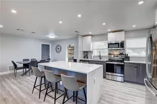 8201 Ridge Rd, Seminole, FL 33772 - Photo 6