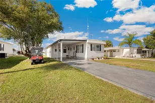 5339 Jo St, Zephyrhills, FL 33542 - Photo 2