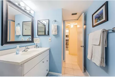 4725 Cove Circle #808, Saint Petersburg, FL 33708 - Photo 26