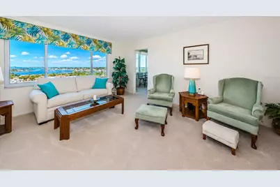4725 Cove Circle #808, Saint Petersburg, FL 33708 - Photo 16
