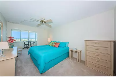 4725 Cove Circle #808, Saint Petersburg, FL 33708 - Photo 22