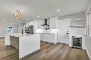 525 Lamara Way NE, Saint Petersburg, FL 33704 - Photo 6