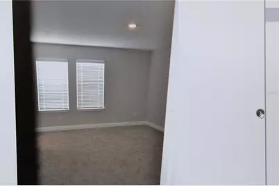 2518 Warren Acres Boulevard, Wesley Chapel, FL 33543 - Photo 4