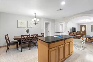 907 W Columbus Dr, Tampa, FL 33602 - Photo 14