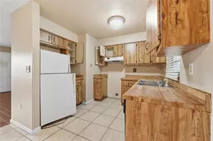 2740 E Dellwood Dr, Eustis, FL 32726 - Photo 10