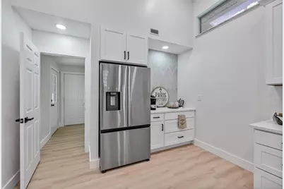 14043 Wolcott Drive, Tampa, FL 33624 - Photo 8