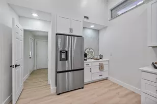 14043 Wolcott Dr, Tampa, FL 33624 - Photo 8