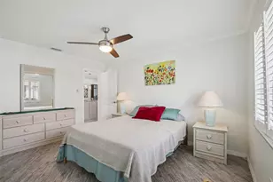 2731 Riverbluff Way, Sarasota, FL 34231 - Photo 16