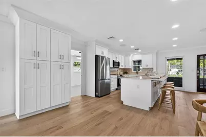 4790 Venetian Boulevard NE, Saint Petersburg, FL 33703 - Photo 14