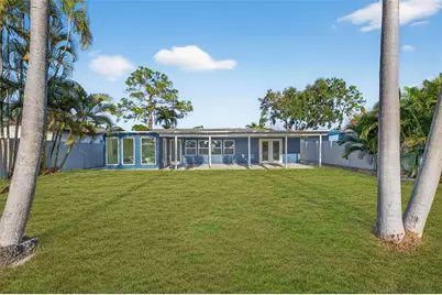 4790 Venetian Boulevard NE, Saint Petersburg, FL 33703 - Photo 36