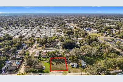 38548 Calumet Avenue, Zephyrhills, FL 33542 - Photo 2