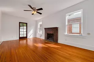 3525 Iris St N, Saint Petersburg, FL 33704 - Photo 2
