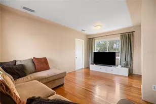 1740 54th Ave N, Saint Petersburg, FL 33714 - Photo 14