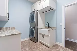 6809 Scenic Dr, Apollo Beach, FL 33572 - Photo 70