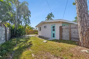 9107 Bay St NE, Saint Petersburg, FL 33702 - Photo 36