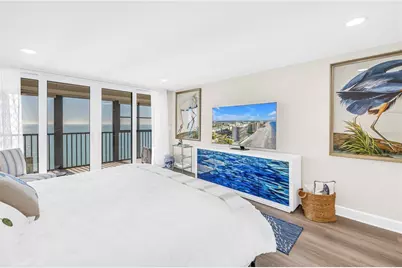 15462 Gulf Boulevard #1006, Madeira Beach, FL 33708 - Photo 10