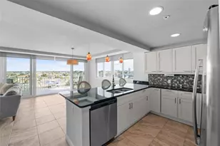 223 Island Way, Clearwater Beach, FL 33767 - Photo 12