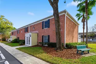 13832 Orange Sunset Dr, Tampa, FL 33618 - Photo 4