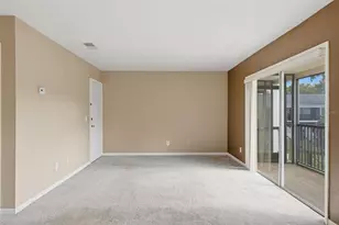 13832 Orange Sunset Dr, Tampa, FL 33618 - Photo 14