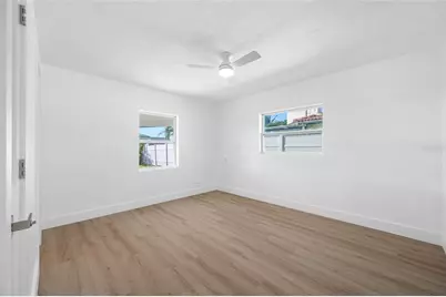 7930 Causeway Boulevard S, Saint Petersburg, FL 33707 - Photo 26