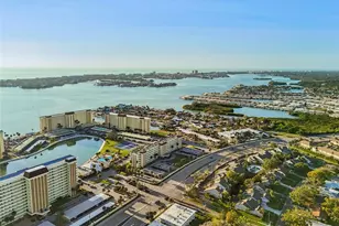 4565 Duhme Rd, Saint Petersburg, FL 33708 - Photo 24