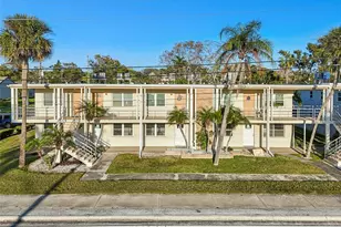 4565 Duhme Rd, Saint Petersburg, FL 33708 - Photo 1