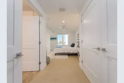 15 Avalon Street #403, Clearwater Beach, FL 33767 - Photo 8