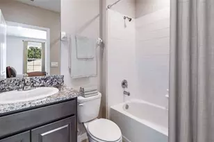 2191 Stratten Dr, Zephyrhills, FL 33541 - Photo 12