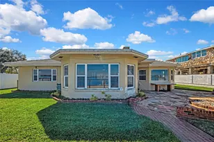 21 Paradise Ln, Treasure Island, FL 33706 - Photo 18