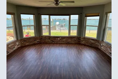 21 Paradise Lane, Treasure Island, FL 33706 - Photo 2